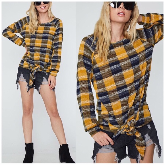 TIE FRONT PLAID TOP - Picture 2 of 7